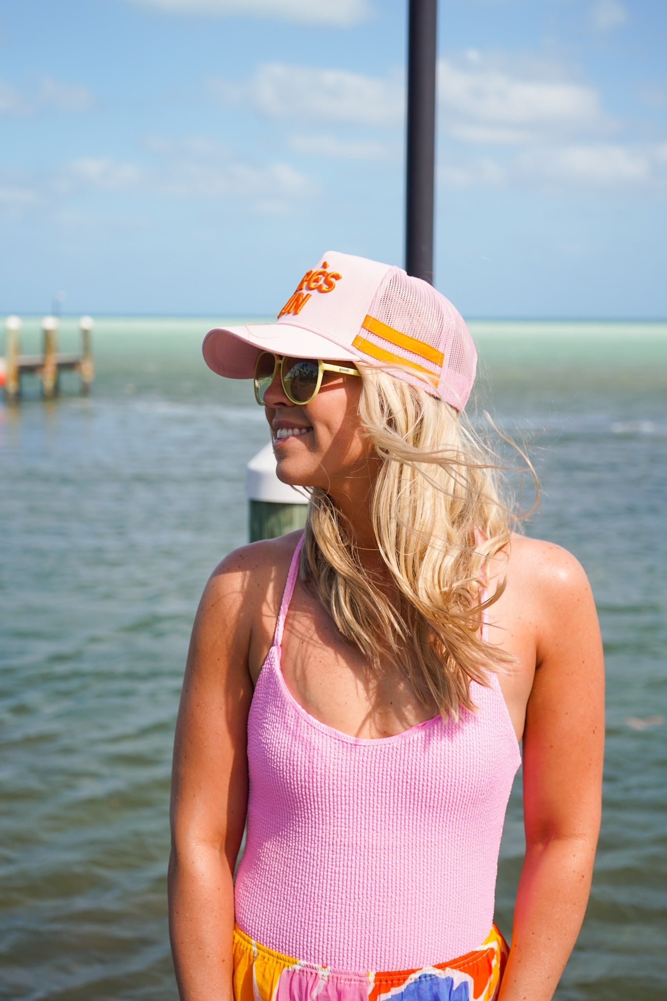 Apres Sun - Pink Canvas Trucker Hat