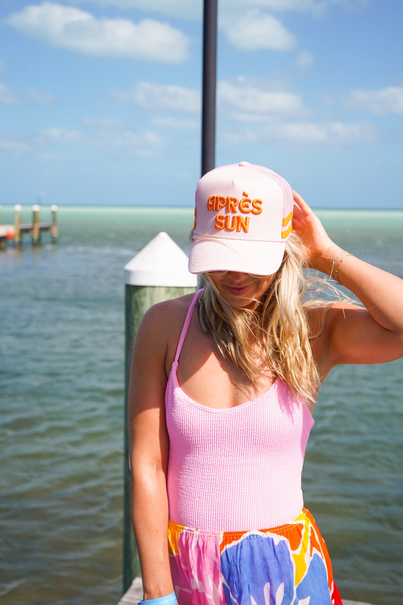 Apres Sun - Pink Canvas Trucker Hat