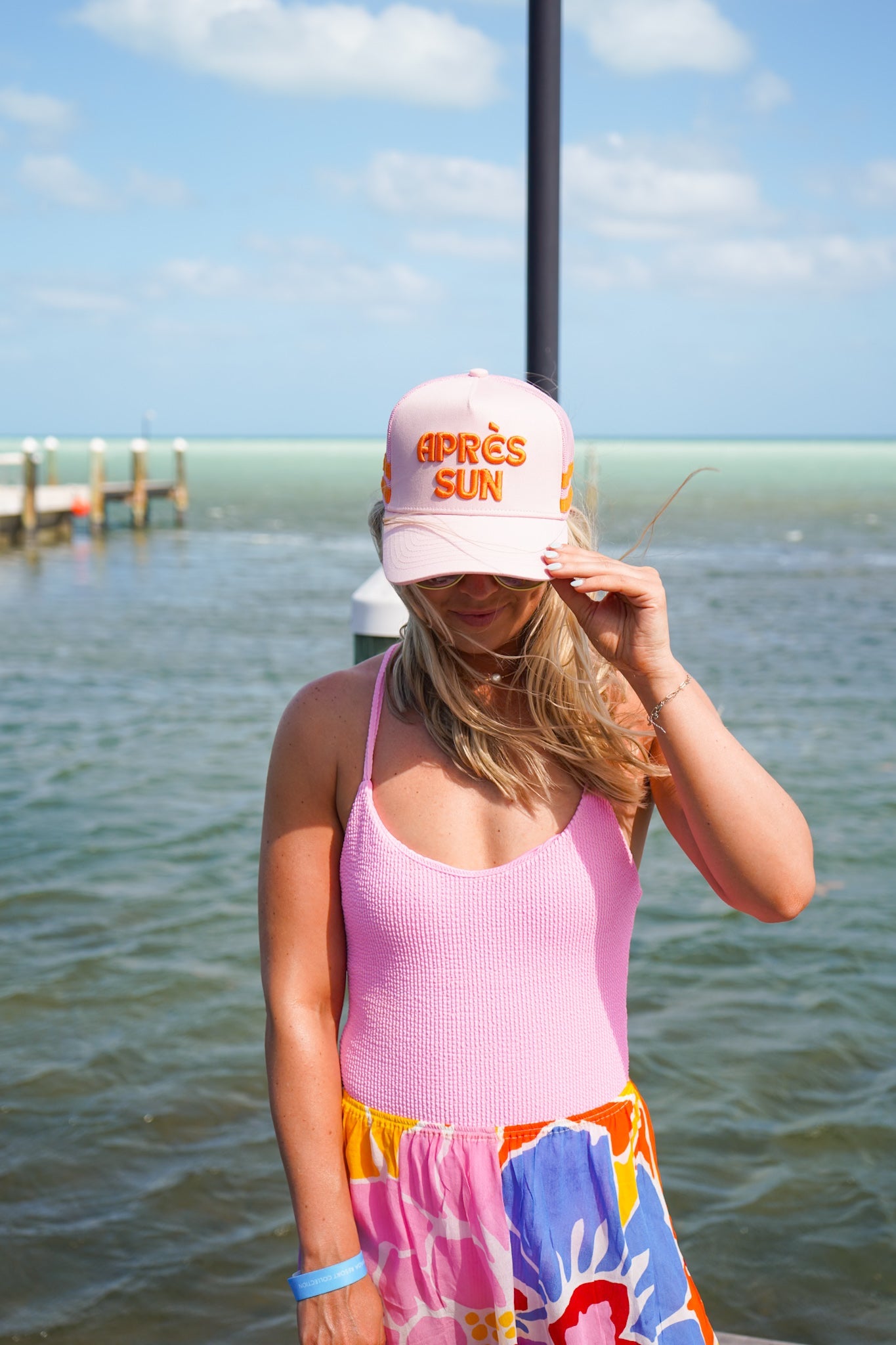 Apres Sun - Pink Canvas Trucker Hat