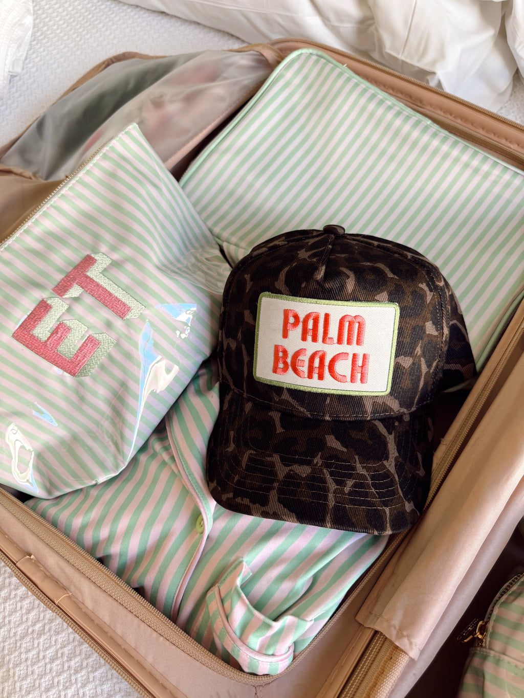 Palm Beach - Vintage Trucker Hat