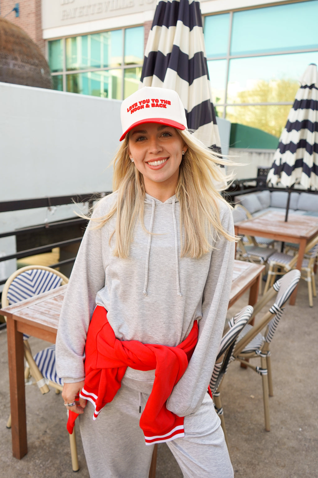 Love you to the Moon - Red Vintage Trucker Hat