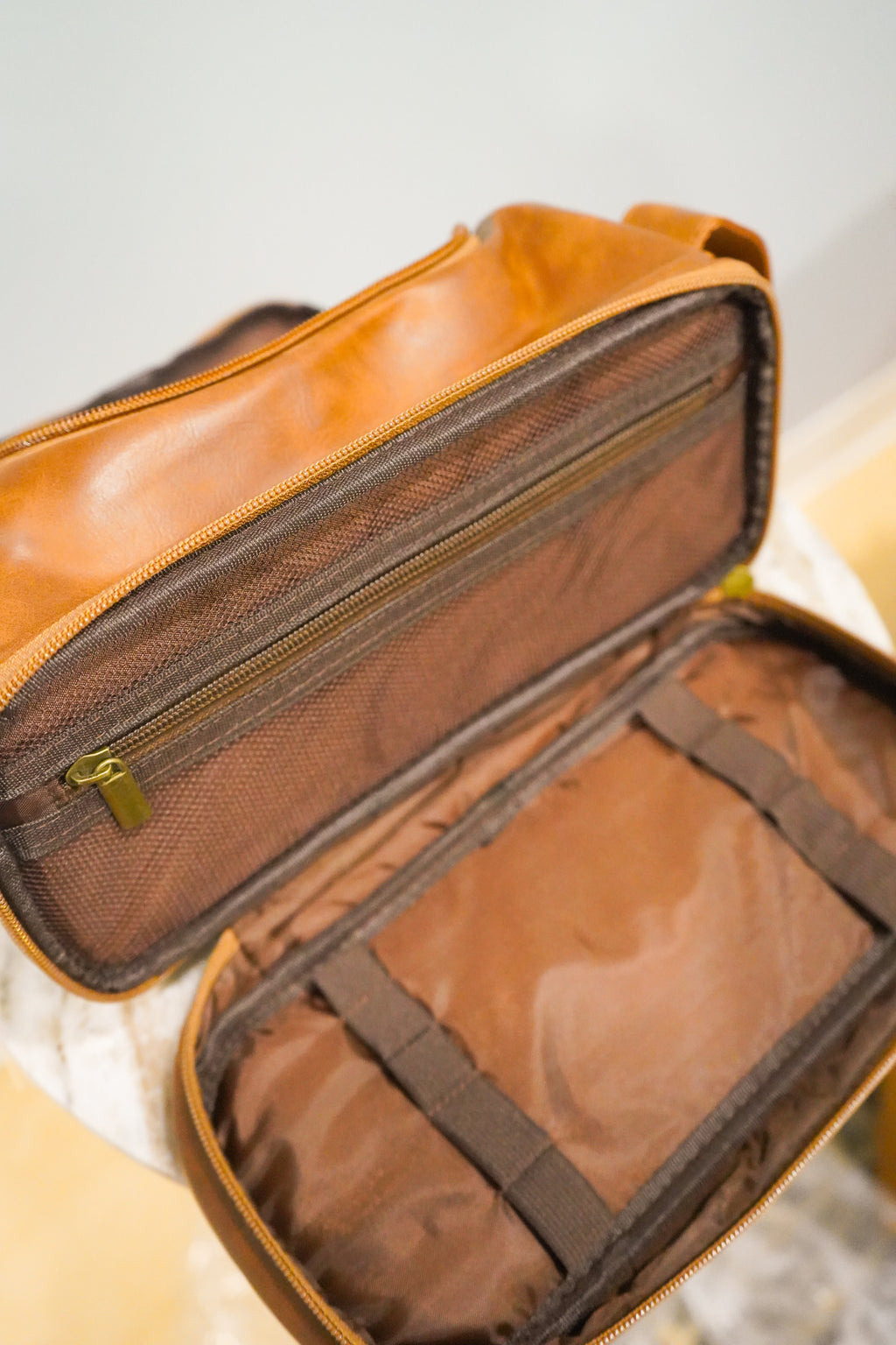 Men's Faux Leather Dopp Kit