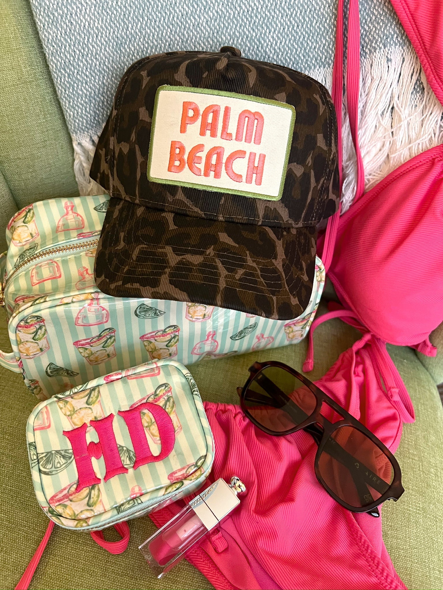 Palm Beach - Vintage Trucker Hat