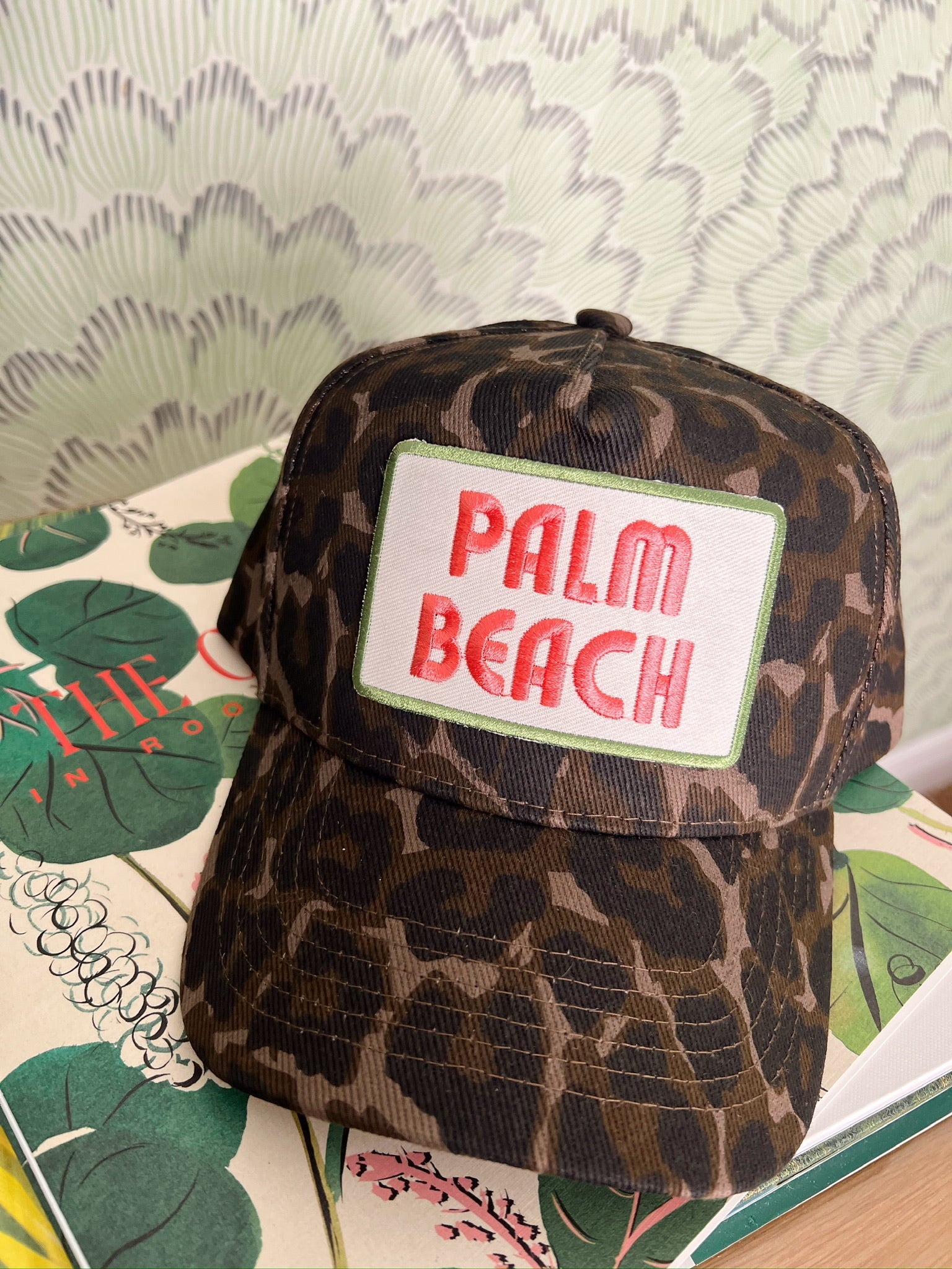 Palm Beach - Vintage Trucker Hat